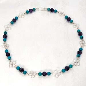 Roman – flower necklace
